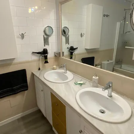 Apartment Tio Charles Village 55d